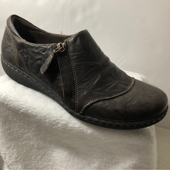 Clarks Collection Shoes Women 10W Soft Cushion Brown Tooled Leather SlipOn Flats - Picture 5 of 11